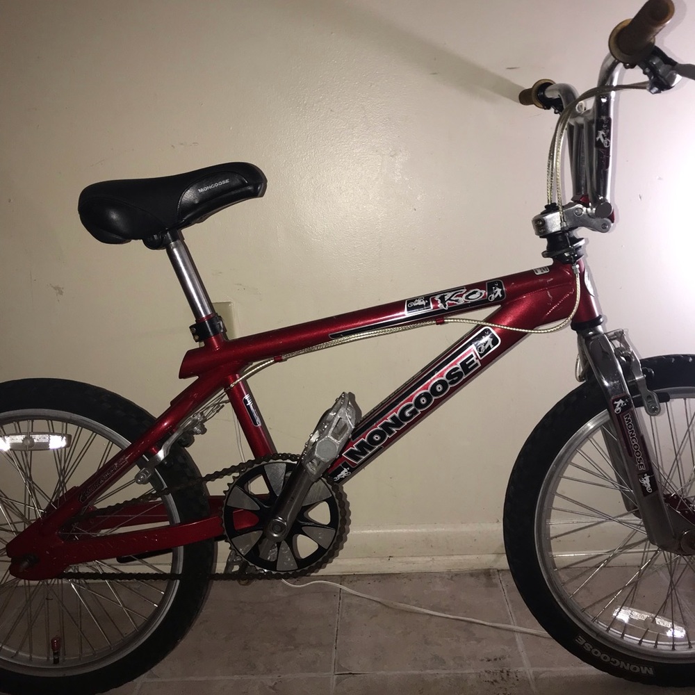 Vintage, Mongoose KO, red, chrome, 3 piece crank, rare 6 piece handle bars